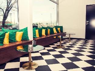 Moment Hotels