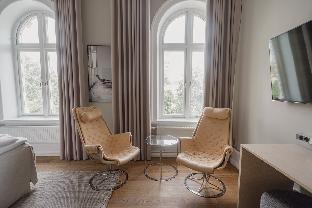 TwentySix 301 - Deluxe Double Room